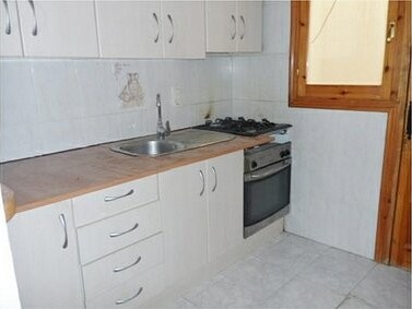 A 2 BEDROOM BUNGALOW - 2