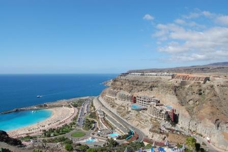 Apartment (Attic) for sale in Amadores..