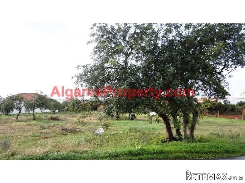 Plot For Sale in Vale Formoso - 2