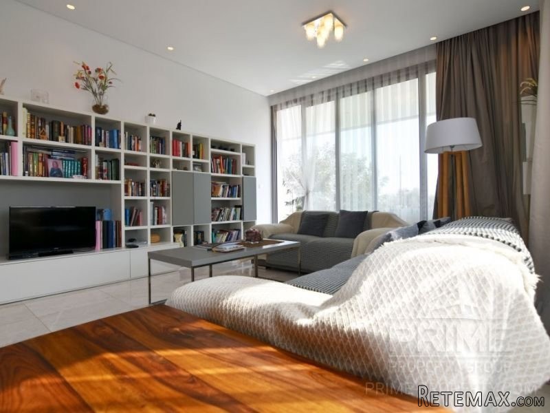 3 Bedrooms - Apartment - Limassol - For..