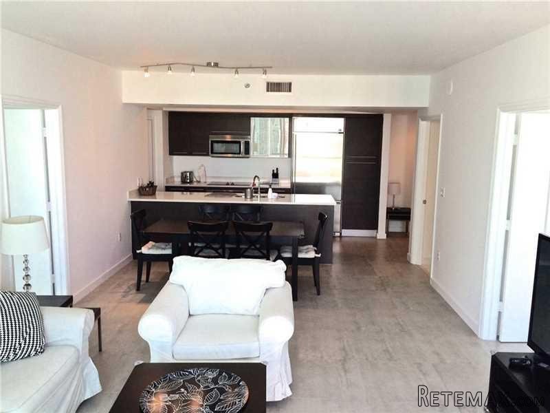55 Southeast 6 St, Unit 3003, Miami, Fl..