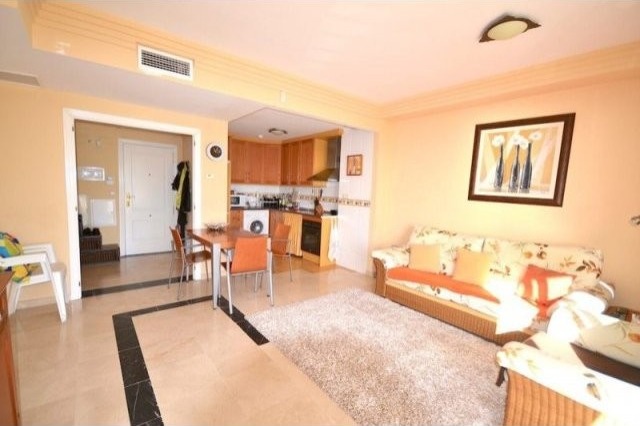 Apartment - Bonito piso en 1ª linea de..
