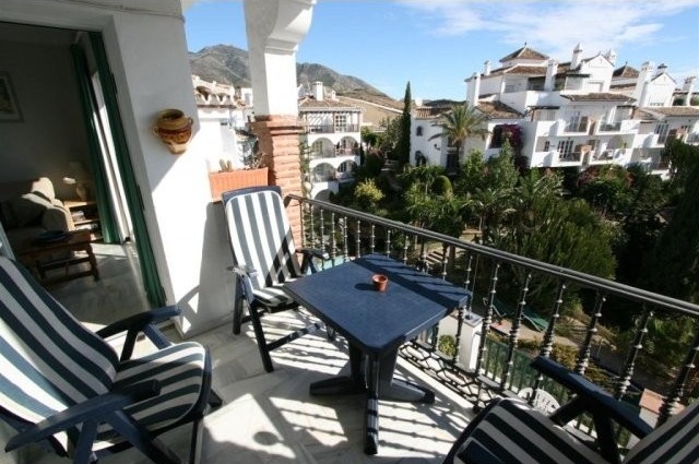2 Bed Apartment for sale in Mijas