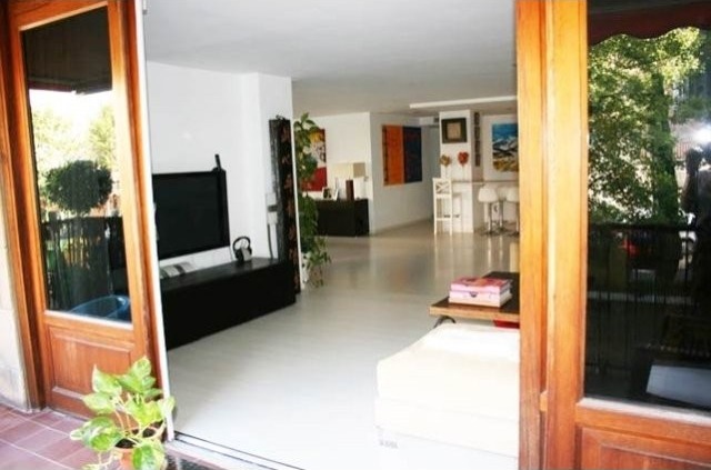 Spacious Very Sunny Fully Renovated.. - 2