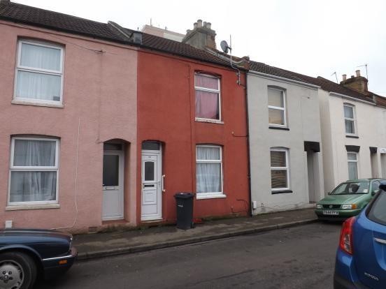 2 bedroom Terraced House For Sale:..