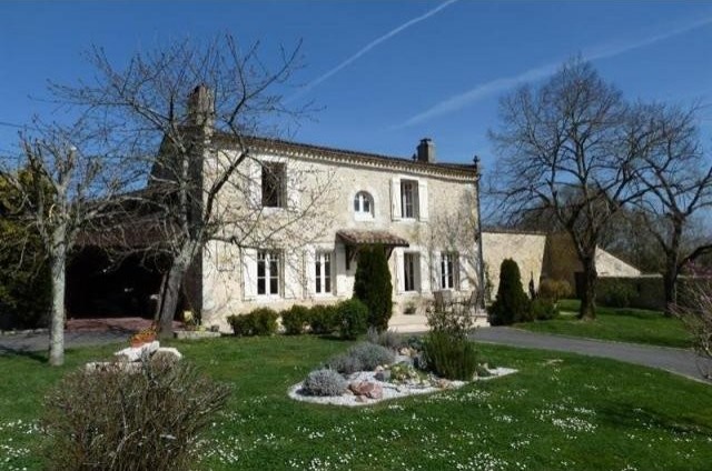4 bedroom Character For Sale: 33000..