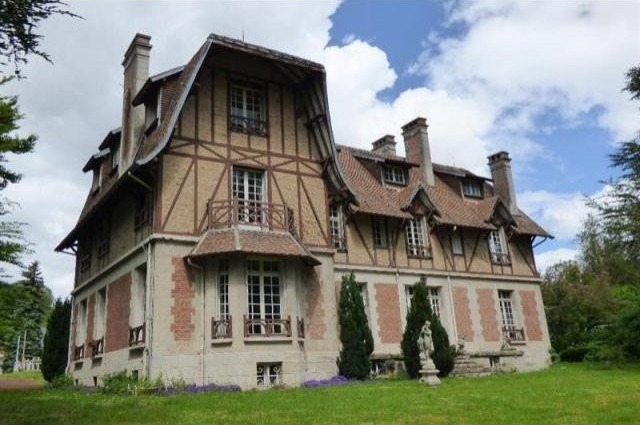6 bedroom Character For Sale: 02600.. - 2