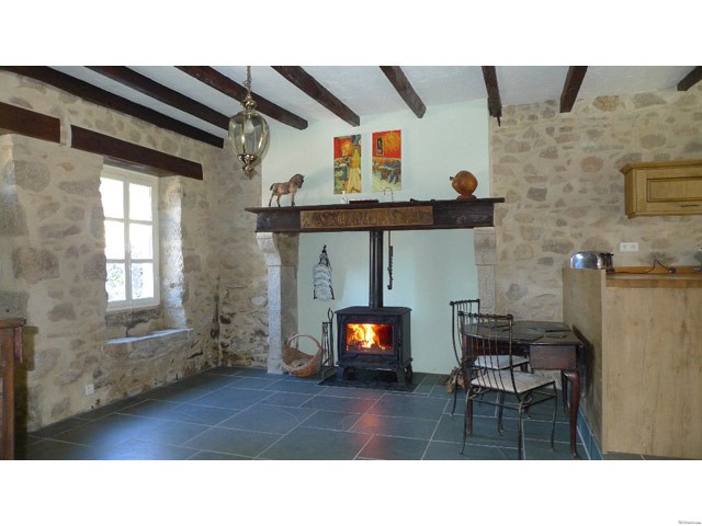 Dordogne : Beautifull Isolated Stone.. - 2