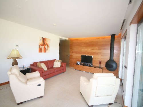 LUXURY and MODERN 2 BEDROOM APARTMENT.. - 2