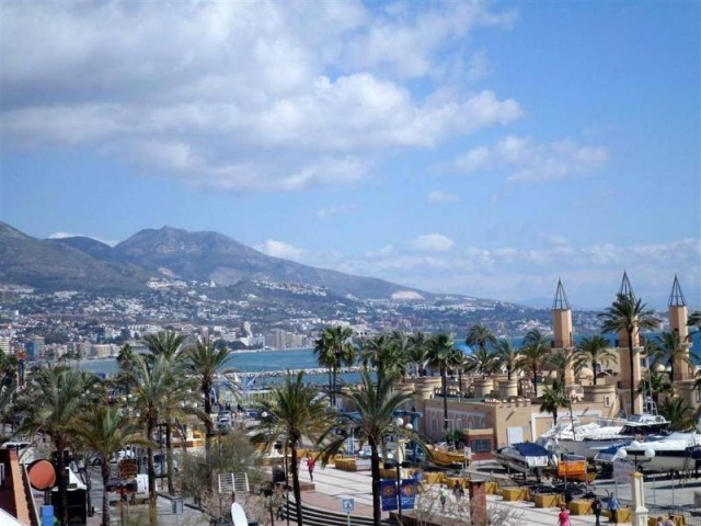 APARTMENT FOR SALE IN FUENGIROLA - 2