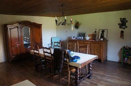 Habitable country property with pretty.. - 2