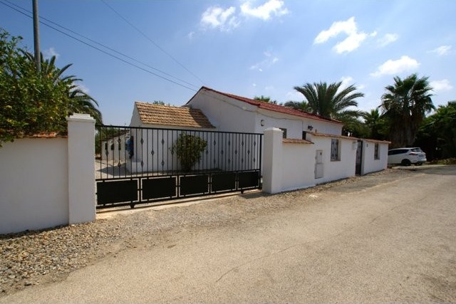 3 bedroom, 1 bathroom Finca / Country..