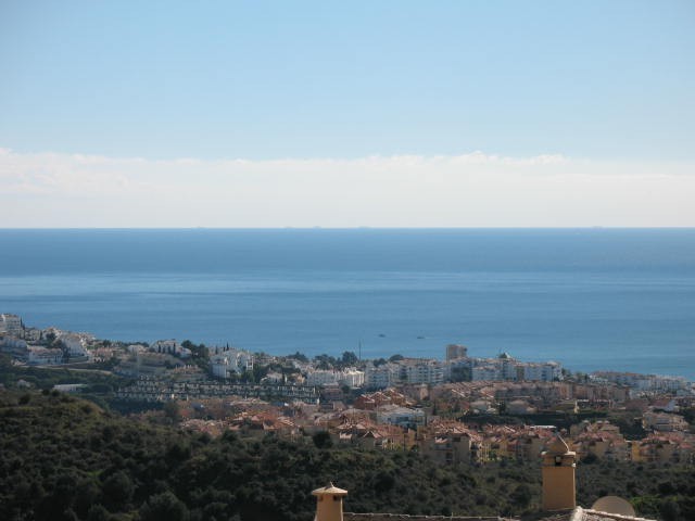 2 Bed Apartment for sale in Calahonda - 2
