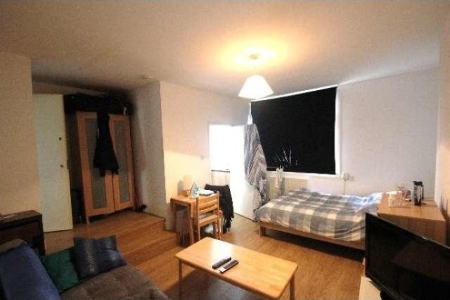Flat/Apartment To Let in London