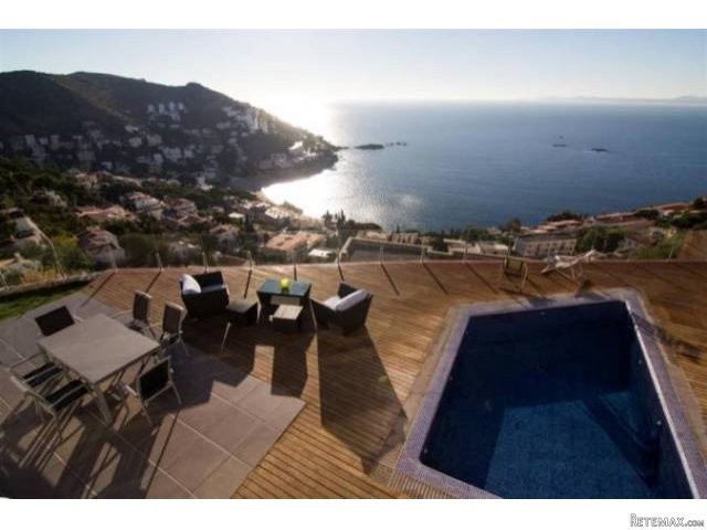 Home for sale High Standing