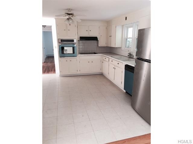 2 bedroom Residence For Sale: Bedford.. - 2