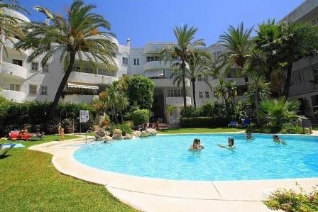 2 bedroom Apartment For Sale: Marbella