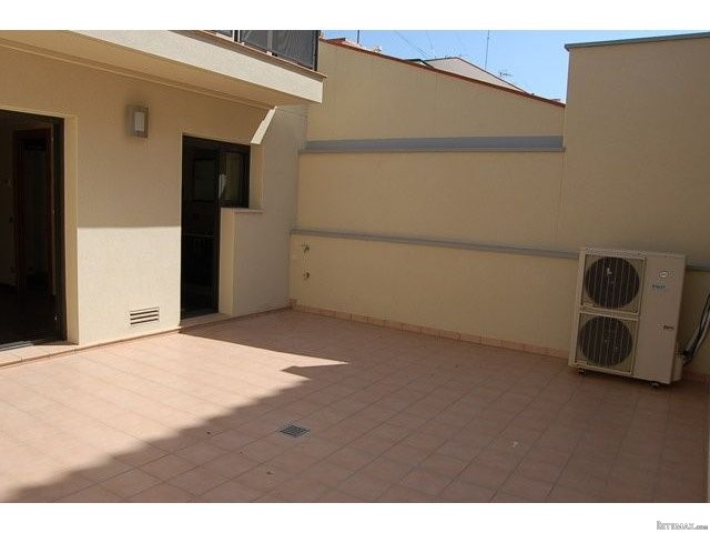 2 Bedrooms - Apartment - Girona - For..