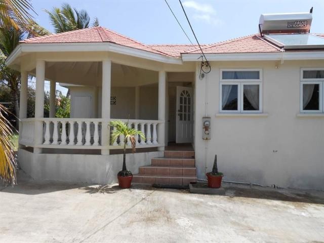 4 bedroom Property For Sale: Hollow.. - 2