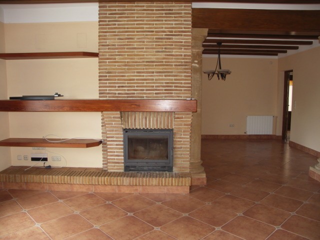 4 Bedroom Villa in Javea - 2