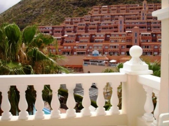Castle Harbour, Los Cristianos.. - 2