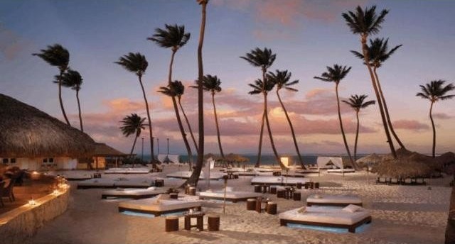 Deluxe Garden Suite No 153, White Sands..