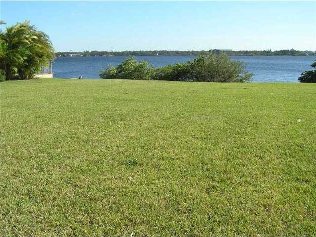 Land For Sale: 717 Riviera Dunes Way..