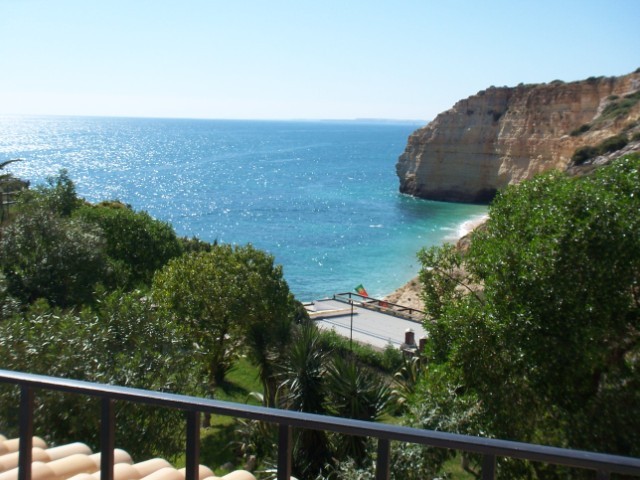 APARTMENT IN CARVOEIRO