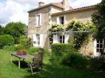 Superb 18th Century Stone Property..