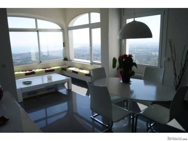 6 Bedrooms - House - Girona - For Sale
