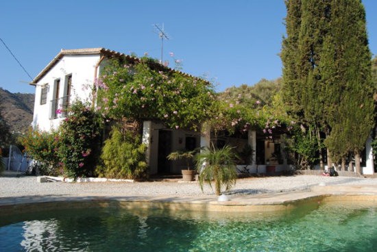 Country Houses for Sale in Competa..