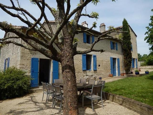 3 bedroom Character For Sale: 79410.. - 2
