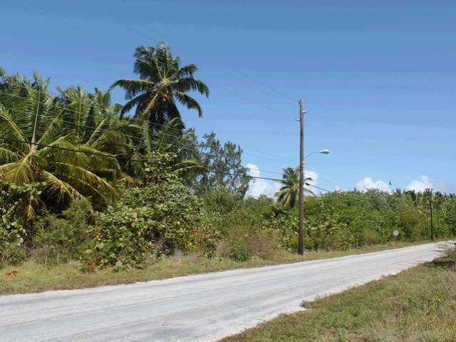 Singlefamilyvacant - Just across from..