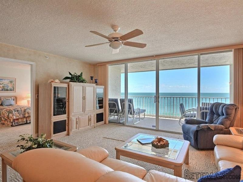 3 bedroom Flat For Sale: 1405 Highway.. - 2