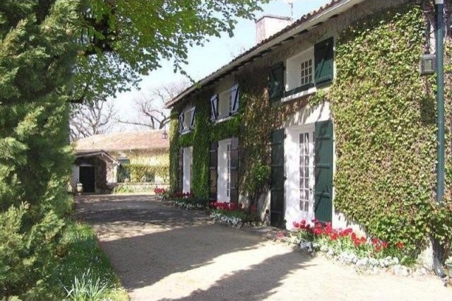 12 bedroom Character For Sale: 16000.. - 2