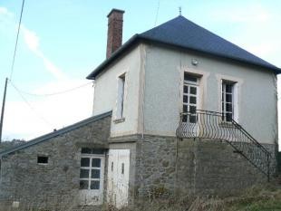 House with Land of 1 Hectare