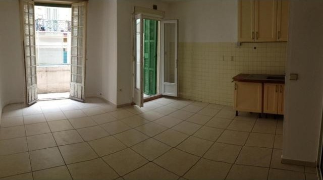 Minimal one bed in Centre Ville
