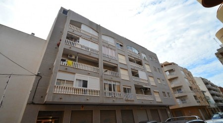Resale · Apartment · Spain · Costa Bl..