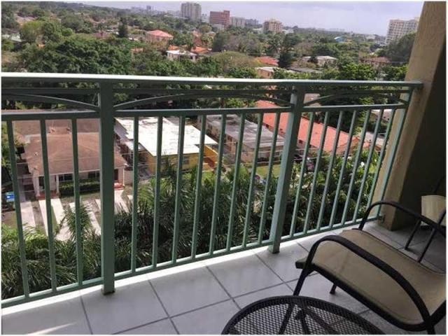 2 bedroom Flat For Sale: 3500 CORAL WY.. - 2
