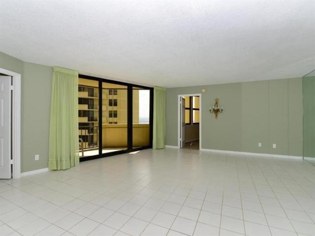 2 bedroom Residence For Sale: Singer.. - 2