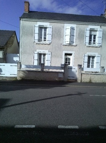Nice House with Enclosed Garden - 2
