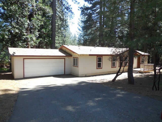 6821 Kings Row Dr Grizzly Flats, CA..