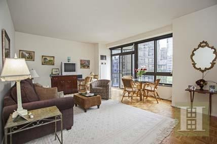 1 bedroom Apartment For Sale: 100..