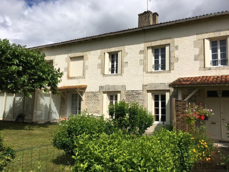 Stone House For Sale St Jean D Angely - 2