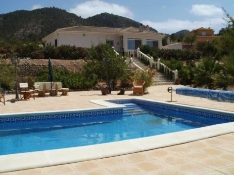 Detached Villa with Guest Casita