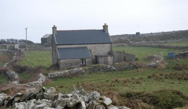 2 bedroom Farm House For Sale:.. - 2