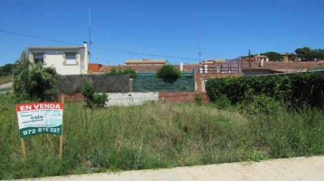PLOT WITH PROJECT IN PALAFRUGELL