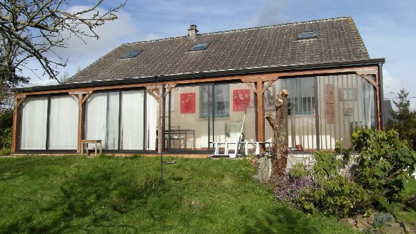 Striking Detached House with.. - 2