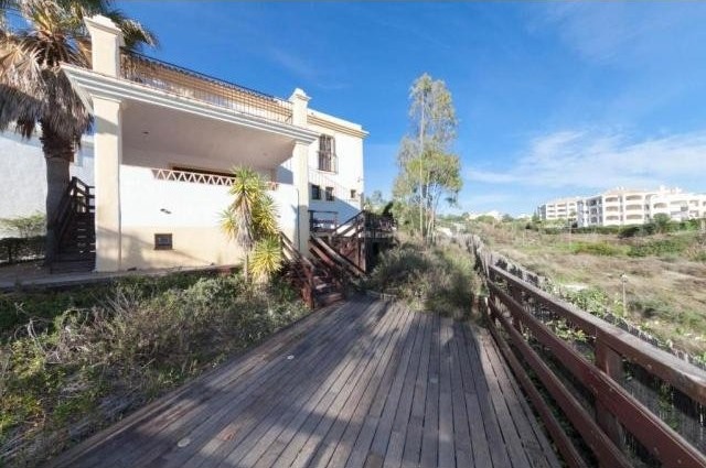 3 bedroom detached villa for sale