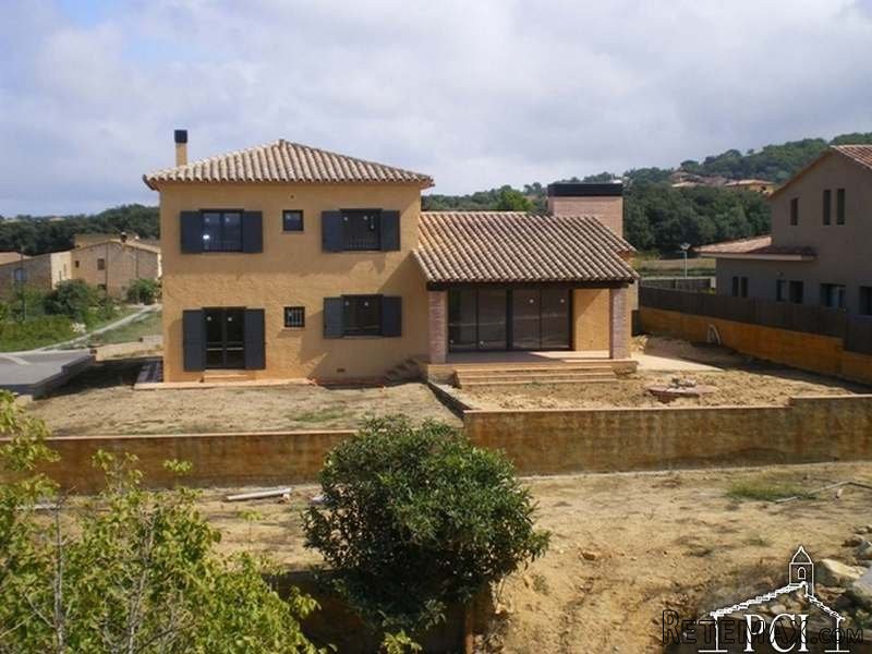 /001House in process of building near.. - 2
